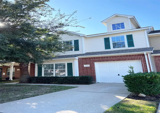 Photo 4 of Townhouse for sale at 8315 Gros Ventre Ln, Houston, TX 77095 | MLS# 63474950 | Listing updated on 2026-09-02