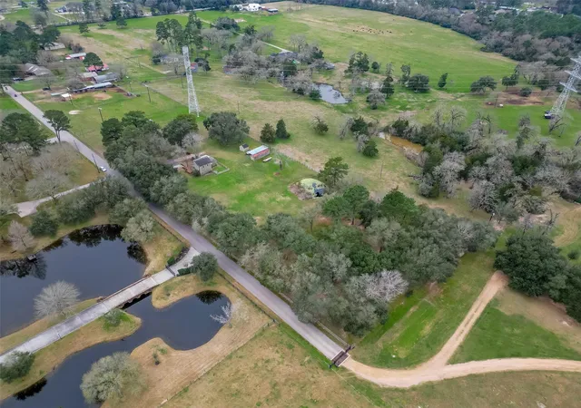4th image of 12122 Zion Rd, Tomball, TX 77375 | MLS# 44126684