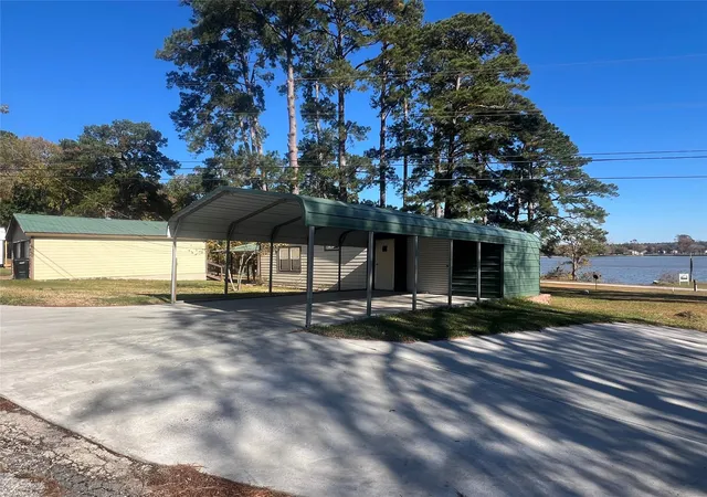 3rd image of 2 Lee Dr, Huntsville, TX 77320 | MLS# 96098795