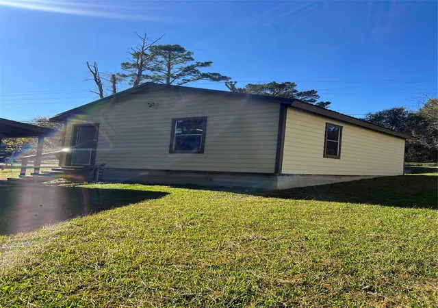 5th image of 2 Lee Dr, Huntsville, TX 77320 | MLS# 96098795