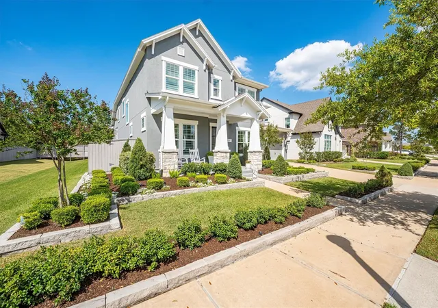 2nd image of 43 W Sawyer Ridge Dr, Spring, TX 77389 | MLS# 26599728