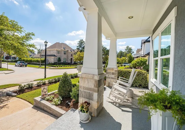 3rd image of 43 W Sawyer Ridge Dr, Spring, TX 77389 | MLS# 26599728