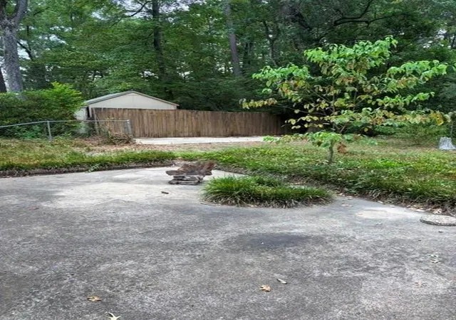Photo 3 of Single family home for sale at 3737 Summer Lane, Huntsville, TX 77340 | MLS# 77926742 | Listing updated on 2026-08-25