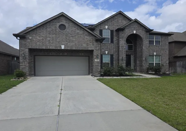 Photo 1 of Single family home for sale at 13803 Village Glen Ln, Rosharon, TX 77583 | MLS# 13260939 | Listing updated on 2026-09-11