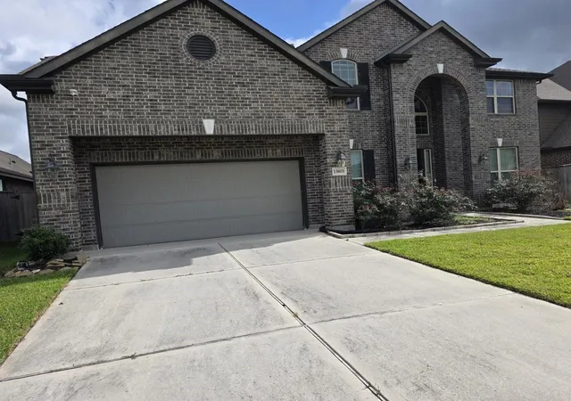 Photo 30 of Single family home for sale at 13803 Village Glen Ln, Rosharon, TX 77583 | MLS# 13260939 | Listing updated on 2026-09-11
