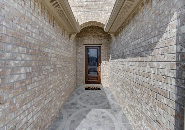 Photo 4 of Single family home for sale at 18522 Anderwood Forest Dr, Richmond, TX 77407 | MLS# 23468934 | Listing updated on 2026-09-05