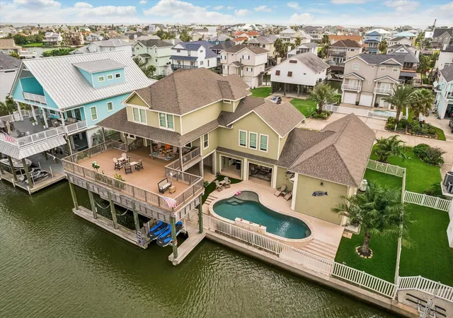 Photo 1 of Single family home for sale at 1522 Windsong Way, Galveston, TX 77554 | MLS# 29624221 | Listing updated on 2026-10-07