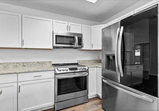 Photo 4 of Single family home for sale at 6631 Ambler Dr, Spring, TX 77379 | MLS# 46864712 | Listing updated on 2026-09-22