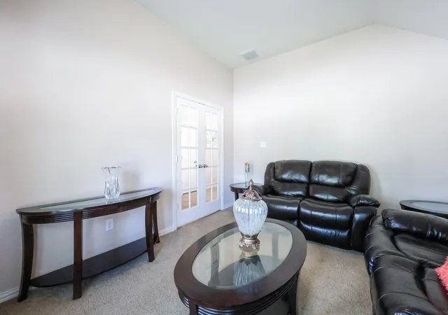 Photo 4 of Single family home for sale at 17031 Buffalo Peak Ct, Humble, TX 77346 | MLS# 11607133 | Listing updated on 2026-09-11