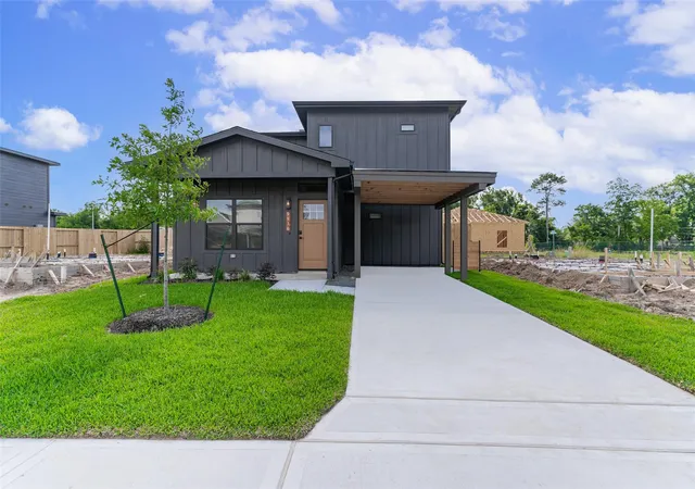 1st image of 9920 Dipping Woods St, Houston, TX 77076 | MLS# 13026900