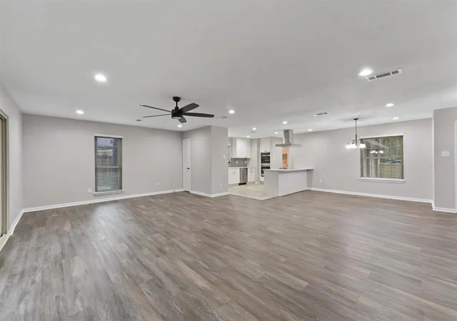 2nd image of 714 Golden Bear Ln, Kingwood, TX 77339 | MLS# 83329849