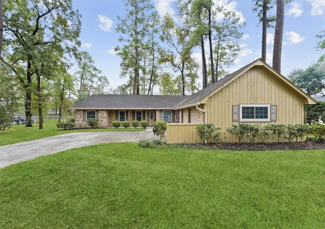 5th image of 714 Golden Bear Ln, Kingwood, TX 77339 | MLS# 83329849