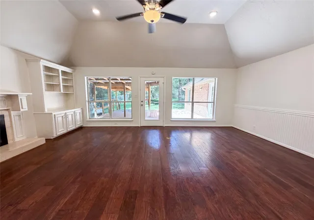 Photo 3 of Single family home for sale at 33406 Buck Rd, Magnolia, TX 77355 | MLS# 49723278 | Listing updated on 2026-09-24