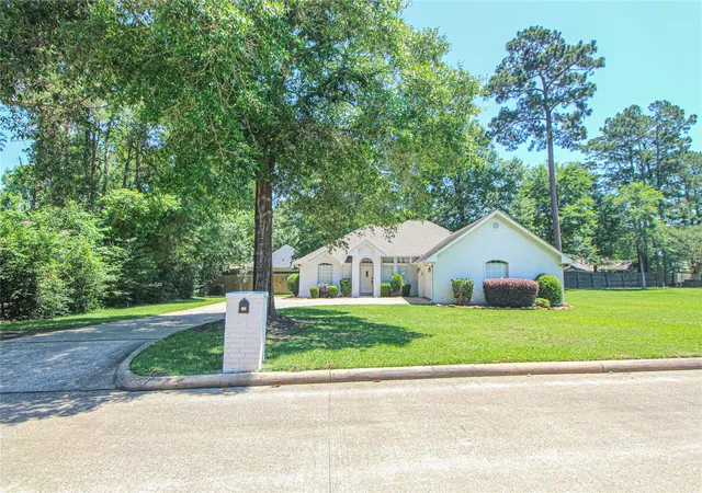 4th image of 112 Wildwood Dr, Livingston, TX 77351 | MLS# 71070438