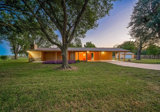Photo 3 of Single family home for sale at 14438 Hwy 36, Needville, TX 77461 | MLS# 70229447 | Listing updated on 2026-09-15