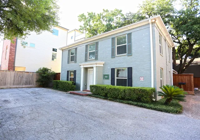 1st image of 1914 Branard St, Houston, TX 77098 | MLS# 40657417