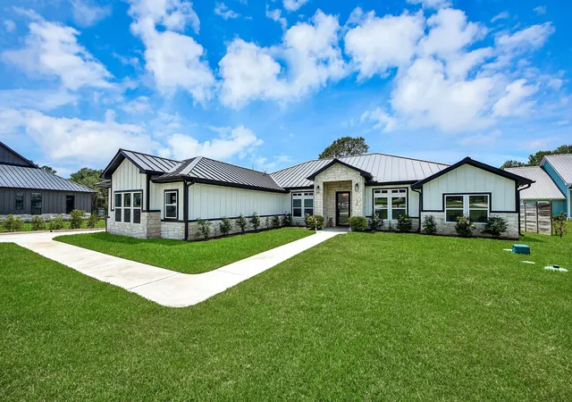 3rd image of 140 Quiet Springs Trail St, Willis, TX 77378 | MLS# 37043719