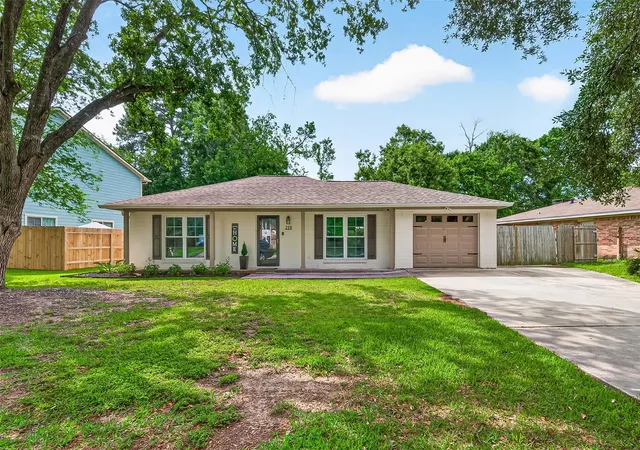 Homes for sale in Crosby, TX | 319 Kings Port St, Crosby, TX 77532 | MLS# 39581997