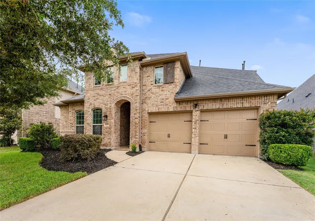 3rd image of 3635 Long Flower Ct, Fulshear, TX 77441 | MLS# 75552325