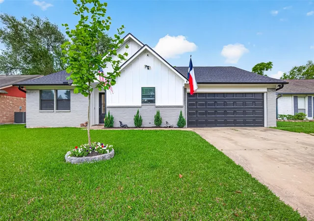 1st image of 1819 Landmark Dr, Richmond, TX 77406 | MLS# 97570531