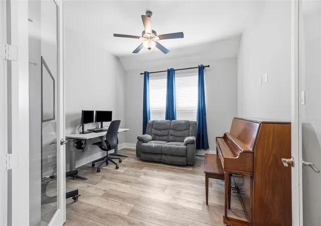 5th image of 453 Horizon Light Ln, Katy, TX 77493 | MLS# 75123586