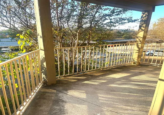 Photo 3 of Condominium at 11201 Lynbrook Dr #3828, Houston, TX 77042 | MLS# 52456870 | | Sold on 2025-04-28