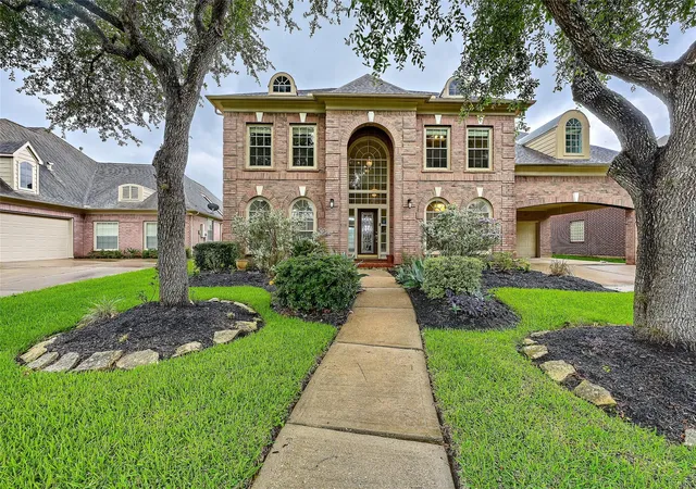 1st image of 5906 Indian Hills Ln, Sugar Land, TX 77479 | MLS# 33133894