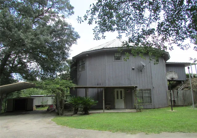 Photo 1 of Single family home for sale at 9 Mars, Huntsville, TX 77340 | MLS# 97246521 | Listing updated on 2026-08-27