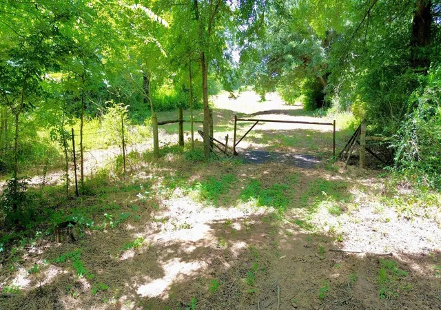Homes for sale in Grapeland, TX | 7365 Fm 2022 N, Grapeland, TX 75844 | MLS# 57015480