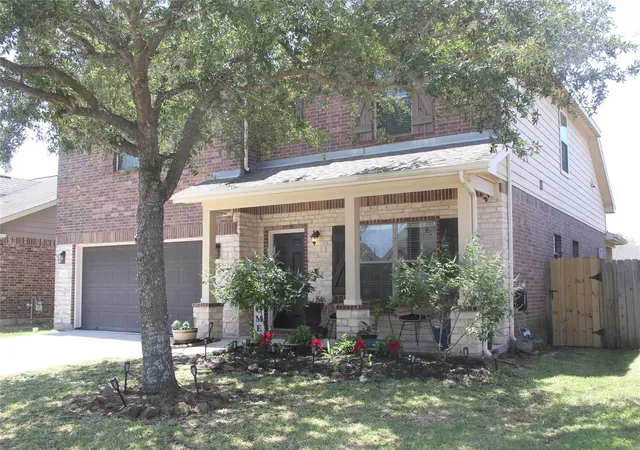 Photo 2 of Single family home for sale at 28623 Lockeridge Springs Dr, Spring, TX 77386 | MLS# 22216702 | Listing updated on 2026-08-14