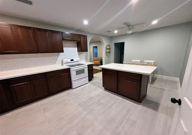 Homes for sale in Houston, TX | 7135 Cayton St, Houston, TX 77061 | MLS# 78834609