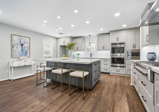 Photo 4 of Single family home for sale at 1022 Martin St, Houston, TX 77018 | MLS# 92362461 | Listing updated on 2026-09-19