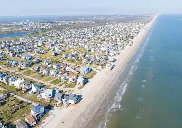 41st image of 4211 Surf Dr, Galveston, TX 77554 | MLS# 55067022