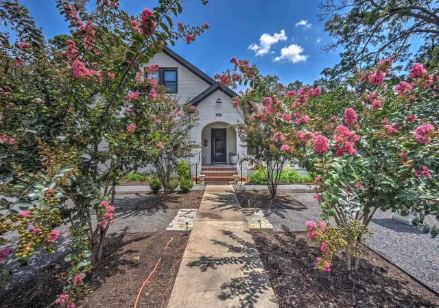 2nd image of 1501 Allyne Ln, Brenham, TX 77833 | MLS# 70063353