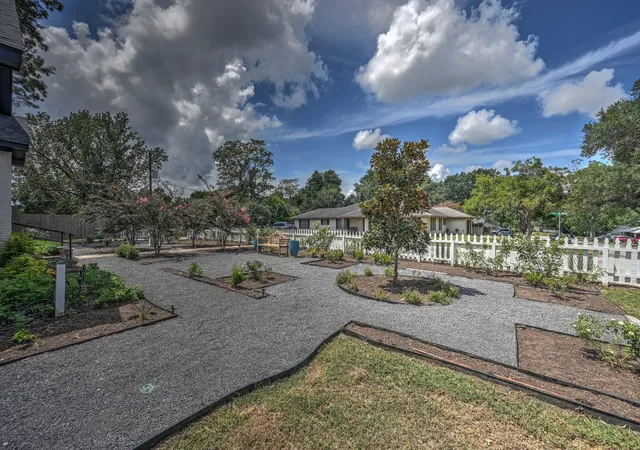 4th image of 1501 Allyne Ln, Brenham, TX 77833 | MLS# 70063353