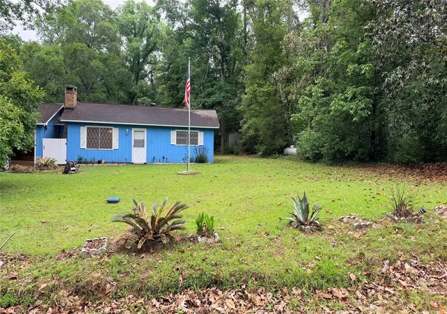 Photo 2 of Single family home for sale at 352 N George Jones Rd, Livingston, TX 77351 | MLS# 36317891 | Listing updated on 2026-08-27