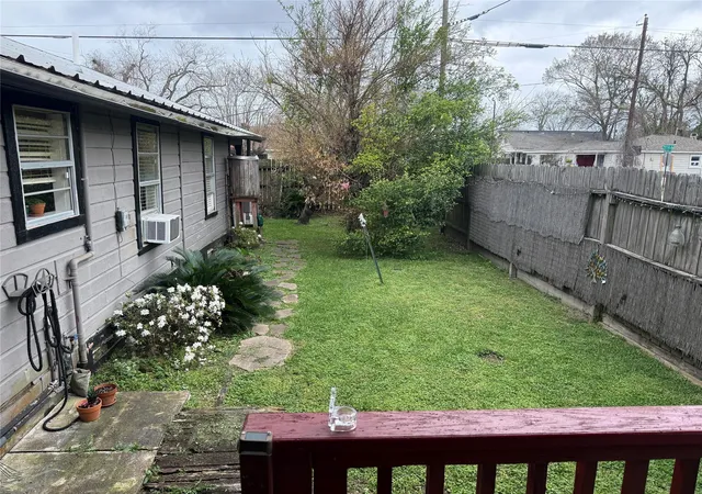 image of 4218 Terry St, Houston, TX 77009 | MLS# 54288345