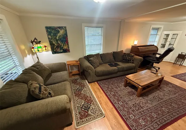image of 4218 Terry St, Houston, TX 77009 | MLS# 54288345
