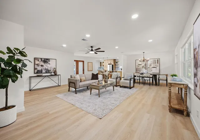 3rd image of 5655 Edith St, Houston, TX 77081 | MLS# 97246272
