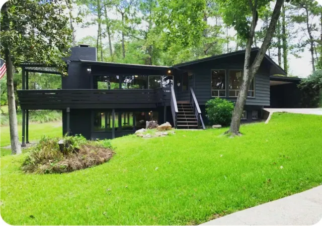 2nd image of 862 Lakeshore Dr, Brookeland, TX 75931 | MLS# 9179597