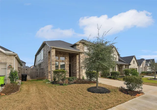 Photo 3 of Single family home for sale at 4207 Haven Crst Ln, Fulshear, TX 77441 | MLS# 28298683 | Listing updated on 2026-09-19