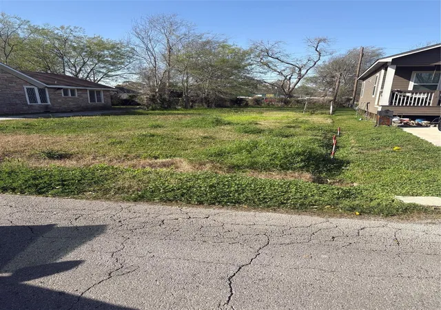 Photo 2 of Land for sale at 2545 Euclid St, Beaumont, TX 77705 | MLS# 98824816 | Listing updated on 2026-06-30