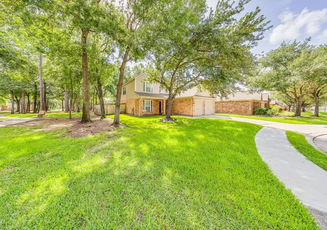 3rd image of 18426 Stark Point Ct, Humble, TX 77346 | MLS# 2822180
