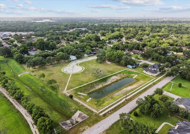5th image of 616 Acorn Creek Way, League City, TX 77573 | MLS# 16314764