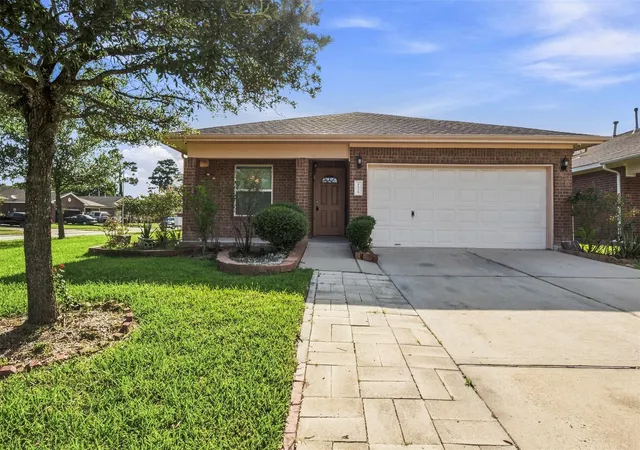 1st image of 8526 Vista Oaks Manor, Houston, TX 77028 | MLS# 18357791