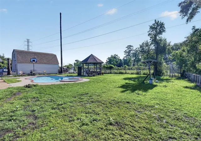 Homes for sale in Channelview, TX | 621 Elsbeth St, Channelview, TX 77530 | MLS# 48883570