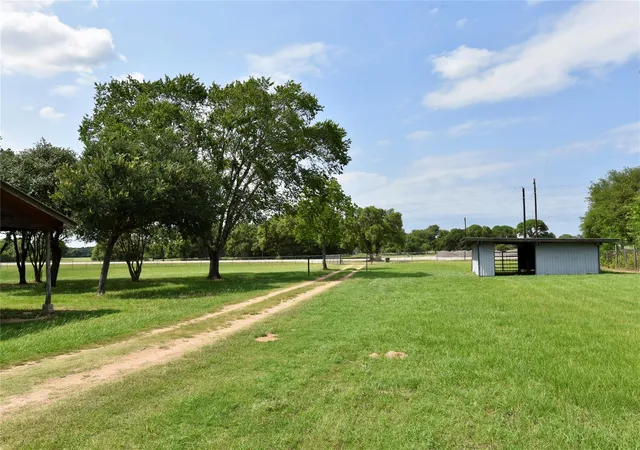 Homes for sale in Hallettsville, TX | 13337 Us Hwy 90A E, Hallettsville, TX 77964 | MLS# 44688126
