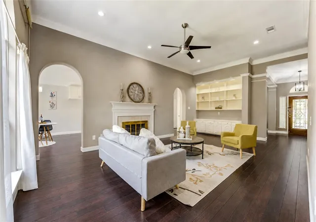 Photo 1 of Sale Pending at 3223 Richland Dr, Sugar Land, TX 77478 | MLS# 51407796 | Listing updated on 2026-09-27