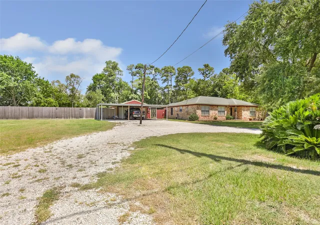 Photo 3 of Single family home for sale at 203 S Fm 565 S, Baytown, TX 77523 | MLS# 21719550 | Listing updated on 2026-08-27