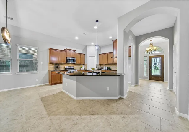 Photo 3 of Single family home for sale at 5511 Claymore Meadow Ln, Spring, TX 77389 | MLS# 27684993 | Listing updated on 2026-09-05